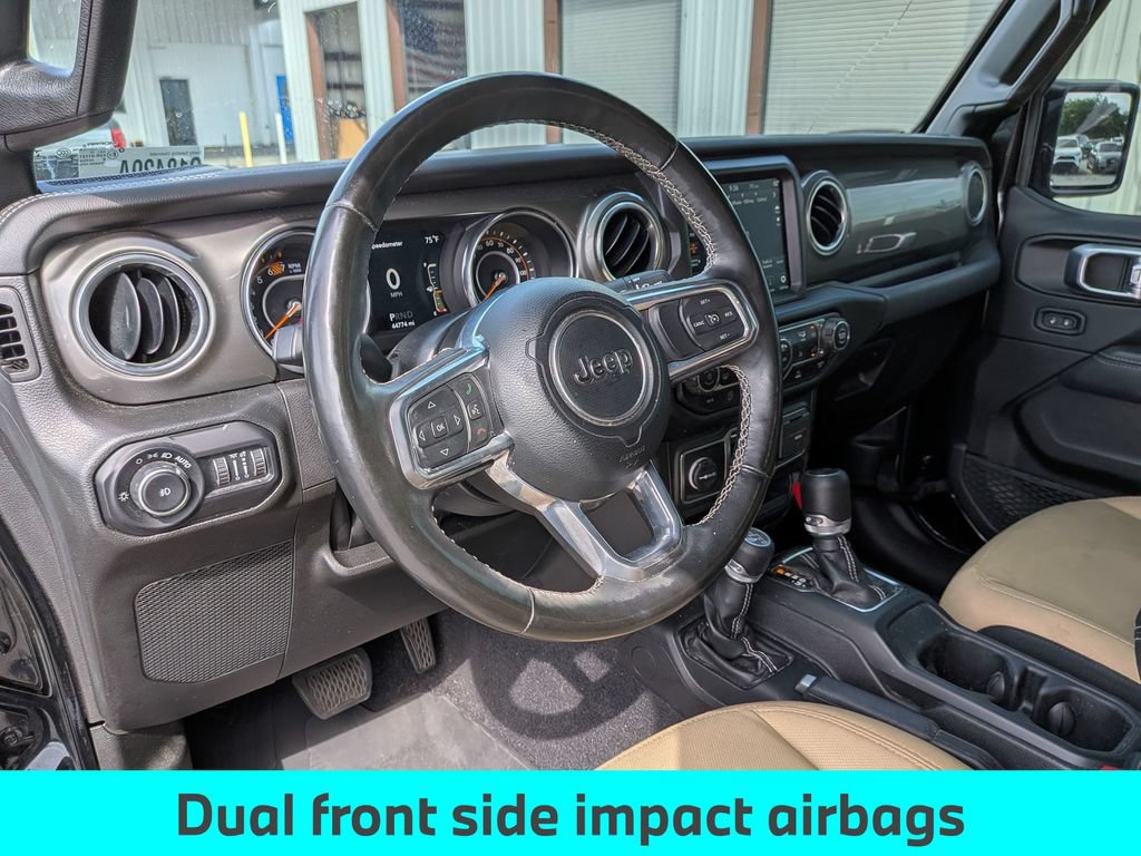 Used 2022 Jeep Wrangler Unlimited Sahara w/ LED Lighting Group AWD/4WD image 33