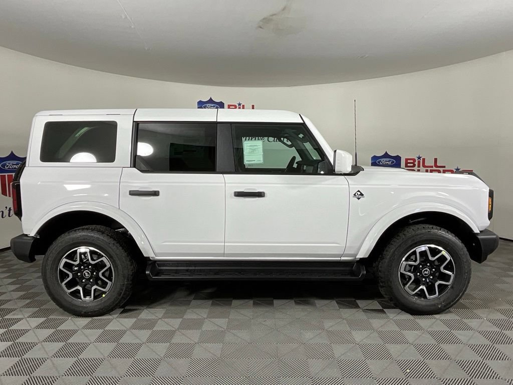New 2026 Ford Bronco Outer Banks AWD/4WD image 2