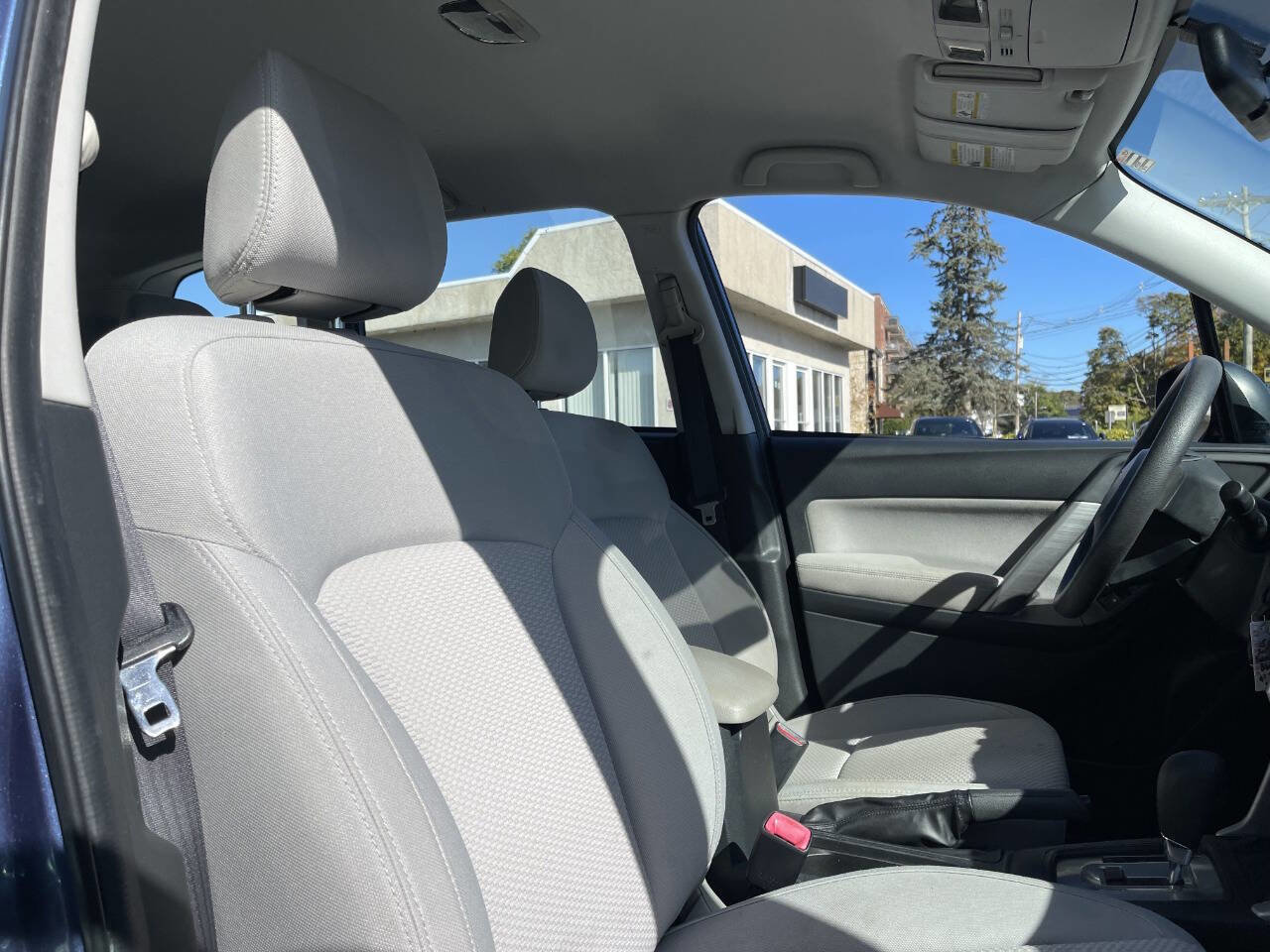 Used 2015 Subaru Forester 2.5i w/ Alloy Wheel Package image 27