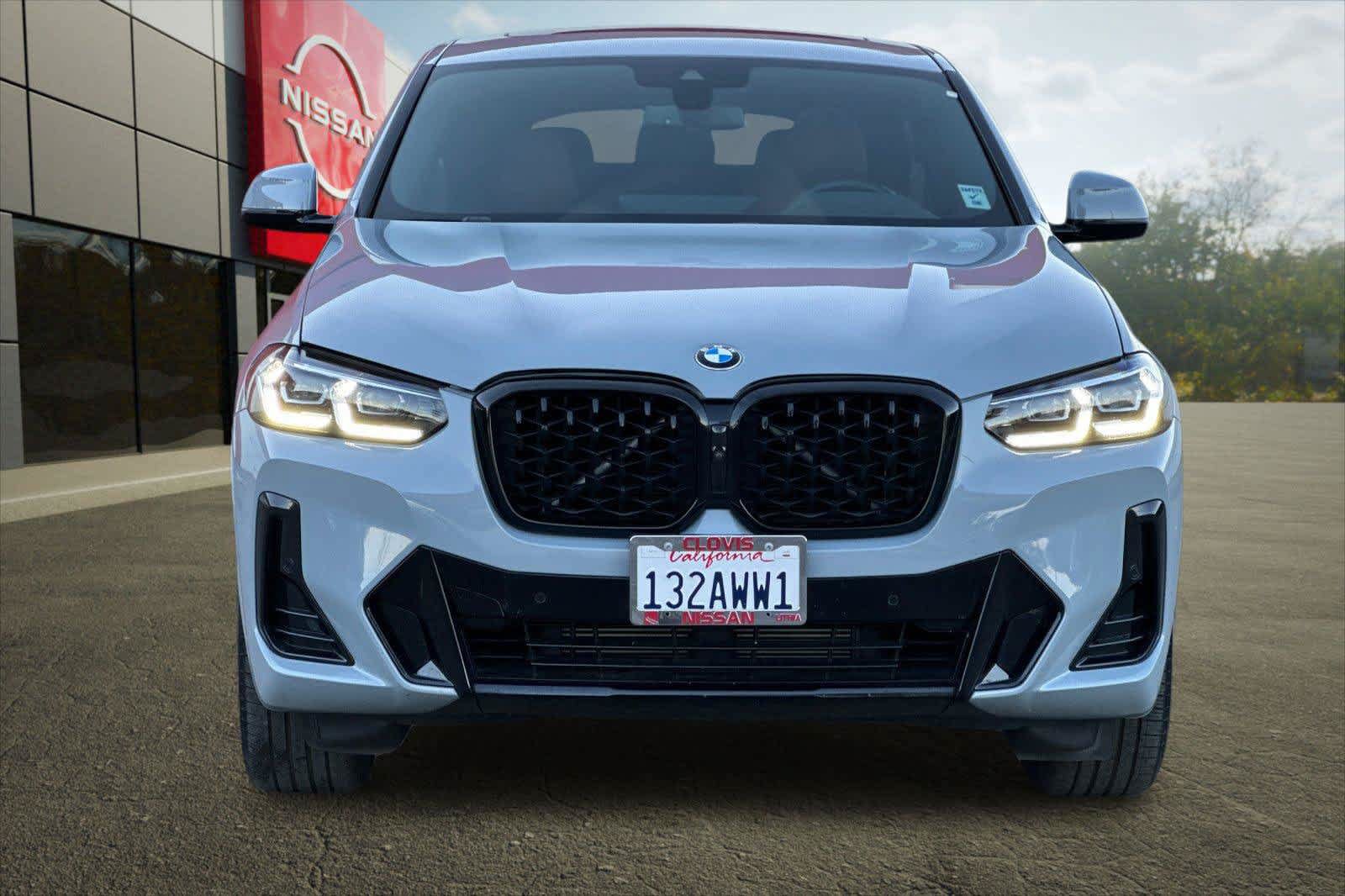 Used 2024 BMW X4 xDrive30i AWD/4WD image 11