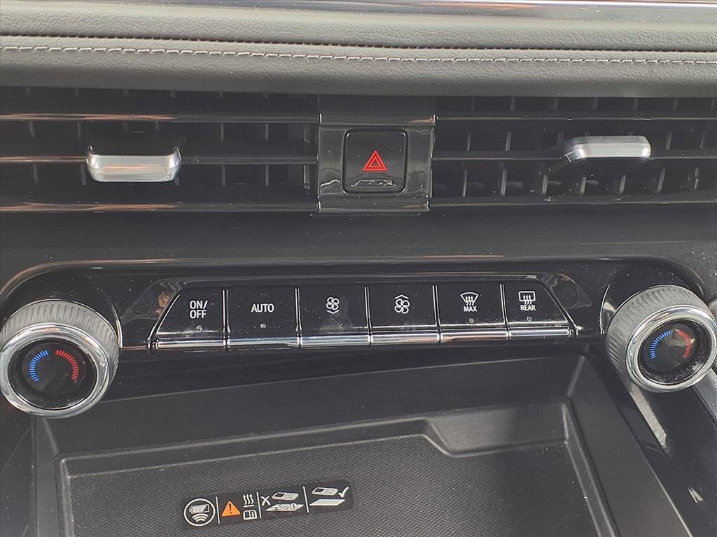 Used 2025 Chevrolet Tahoe LT image 6