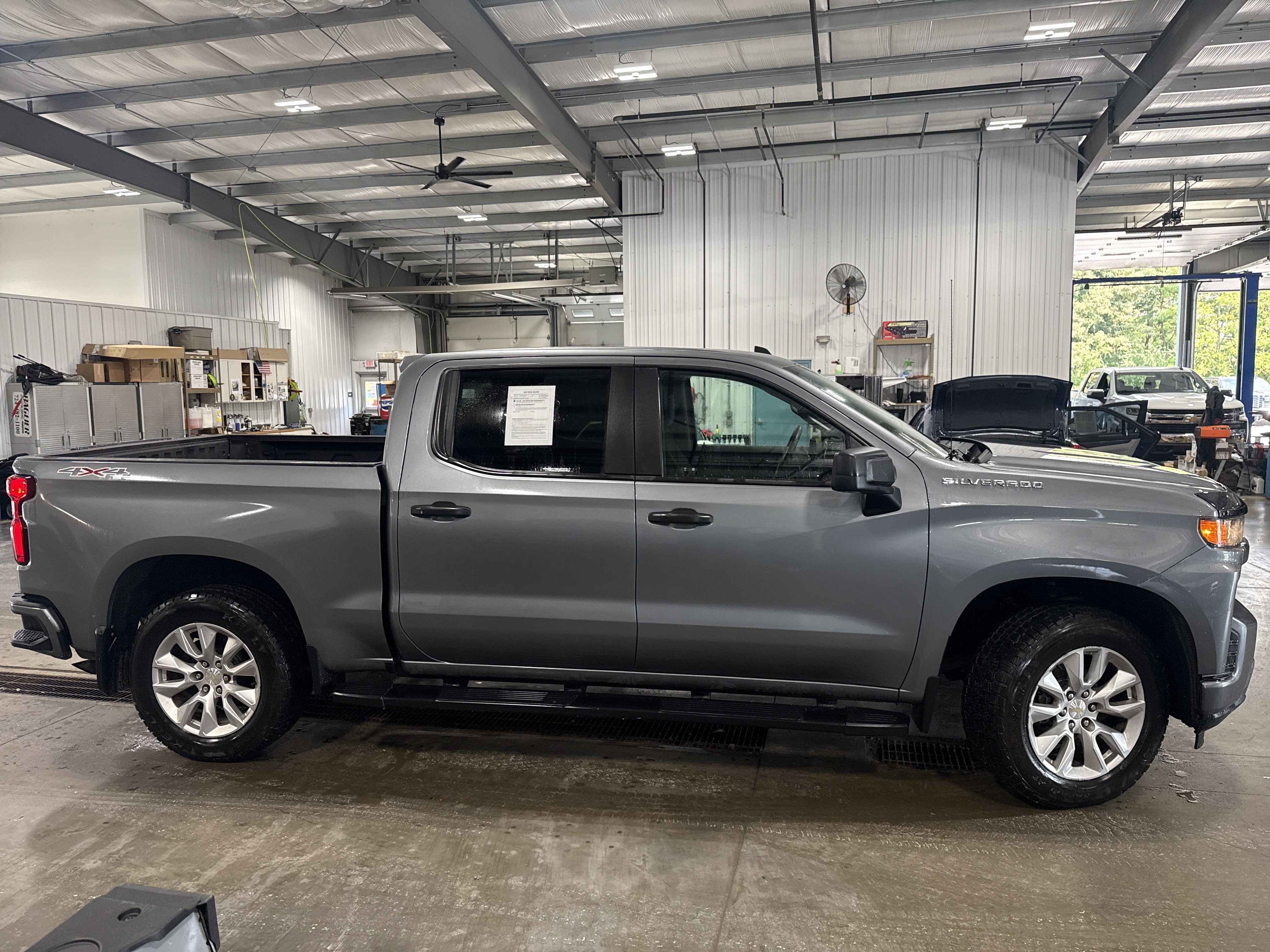 Used 2021 Chevrolet Silverado 1500 Custom AWD/4WD image 2