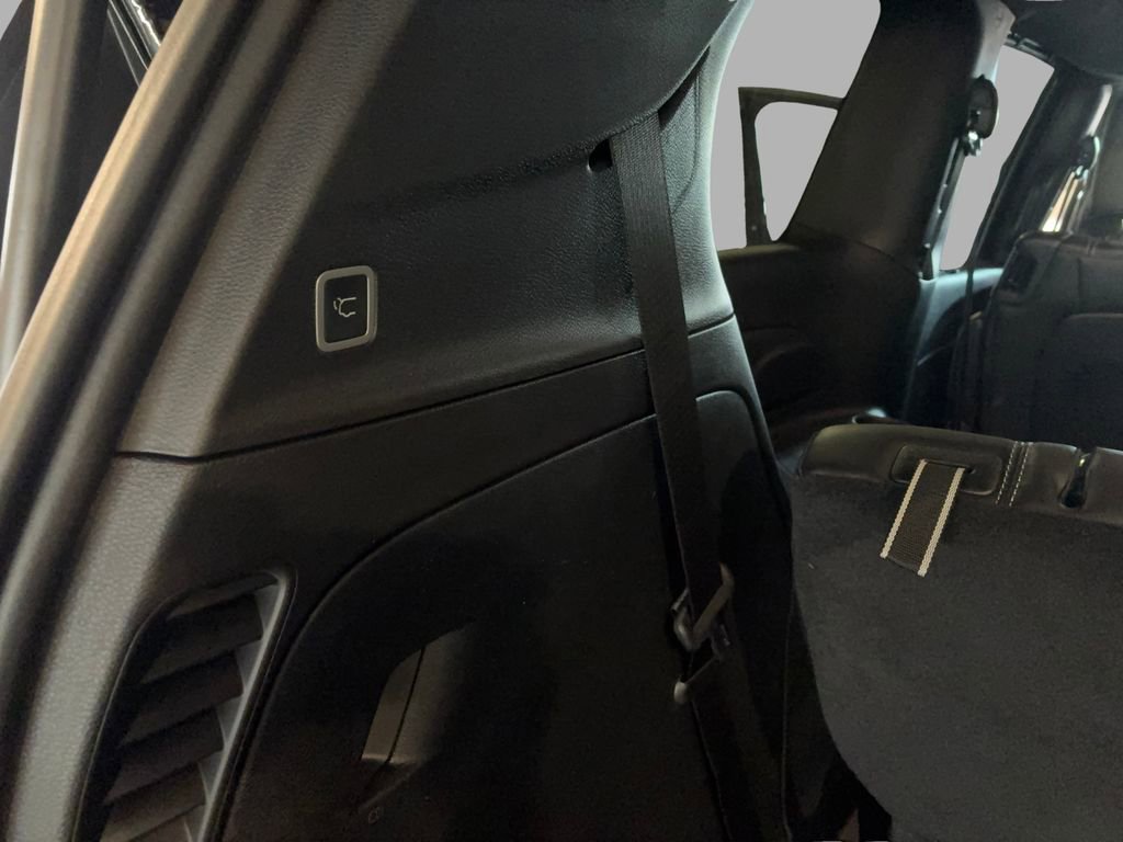 New 2026 Chrysler Pacifica Select image 23