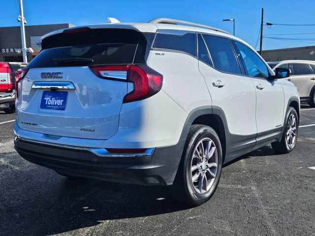 Used 2023 GMC Terrain SLT image 4