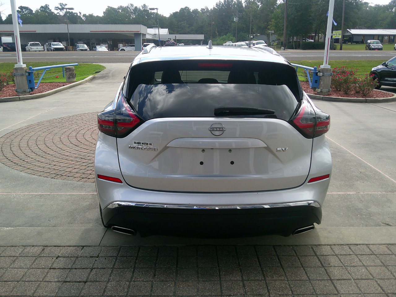 Used 2023 Nissan Murano SV image 3