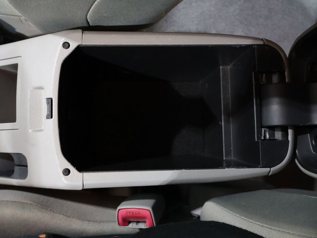 Used 2010 Toyota RAV4 4WD image 26