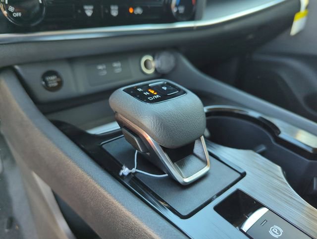 New 2026 Nissan Rogue S image 31