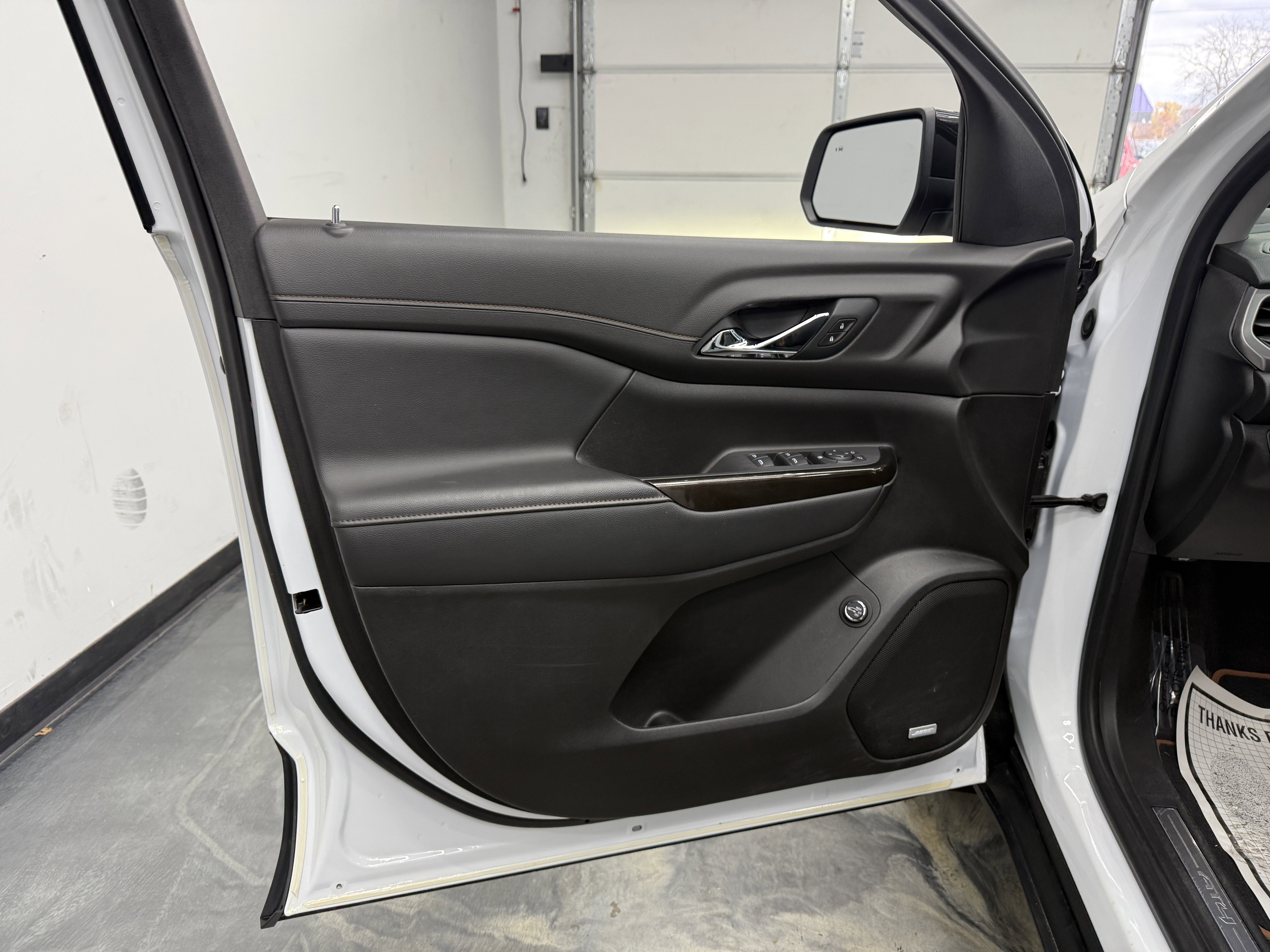 Used 2021 GMC Acadia AT4 image 12