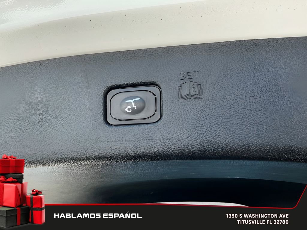 Used 2020 Ford Edge Titanium w/ Equipment Group 301A image 27