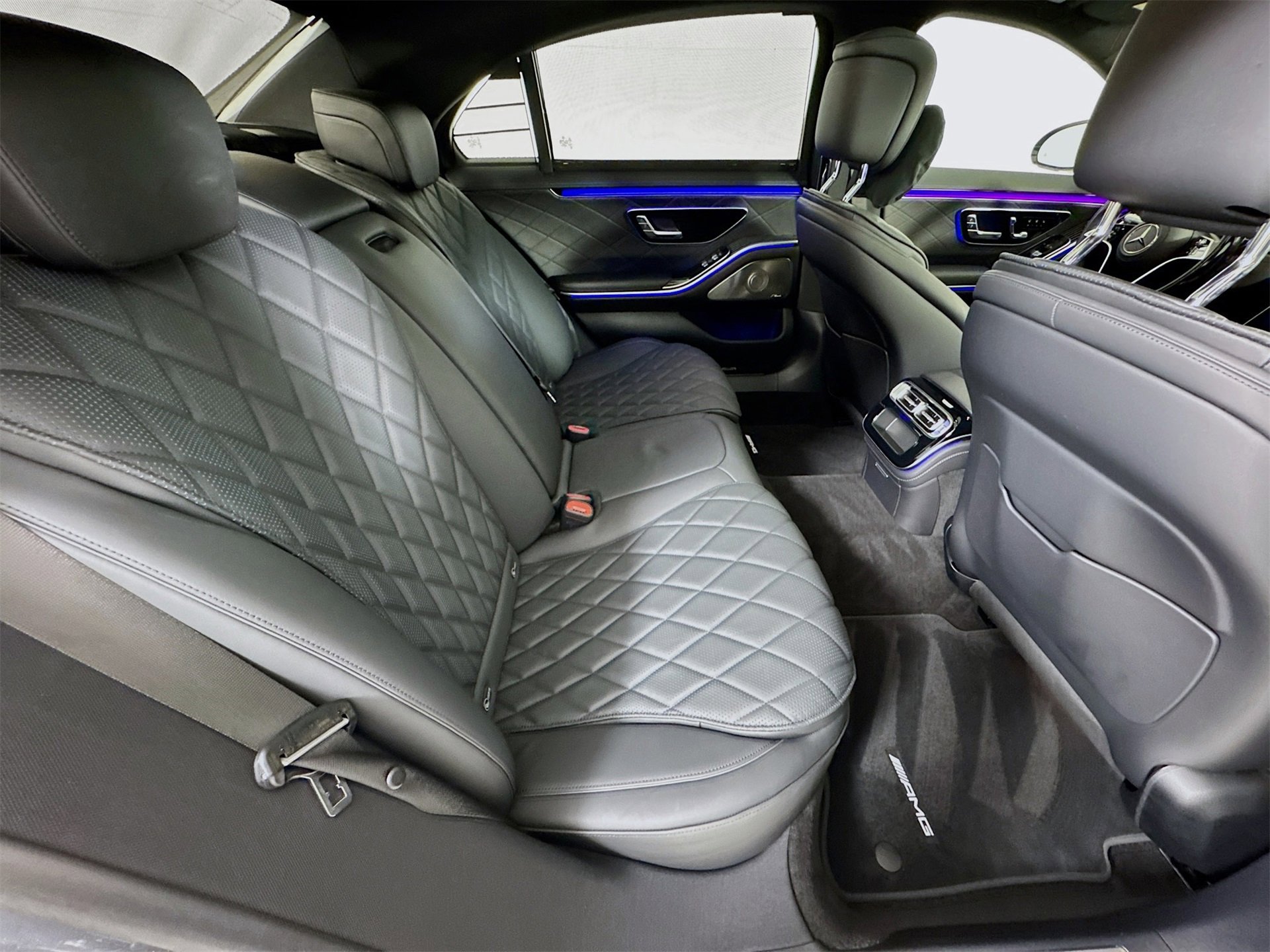 Used 2025 Mercedes-Benz S 580 4MATIC Sedan image 30
