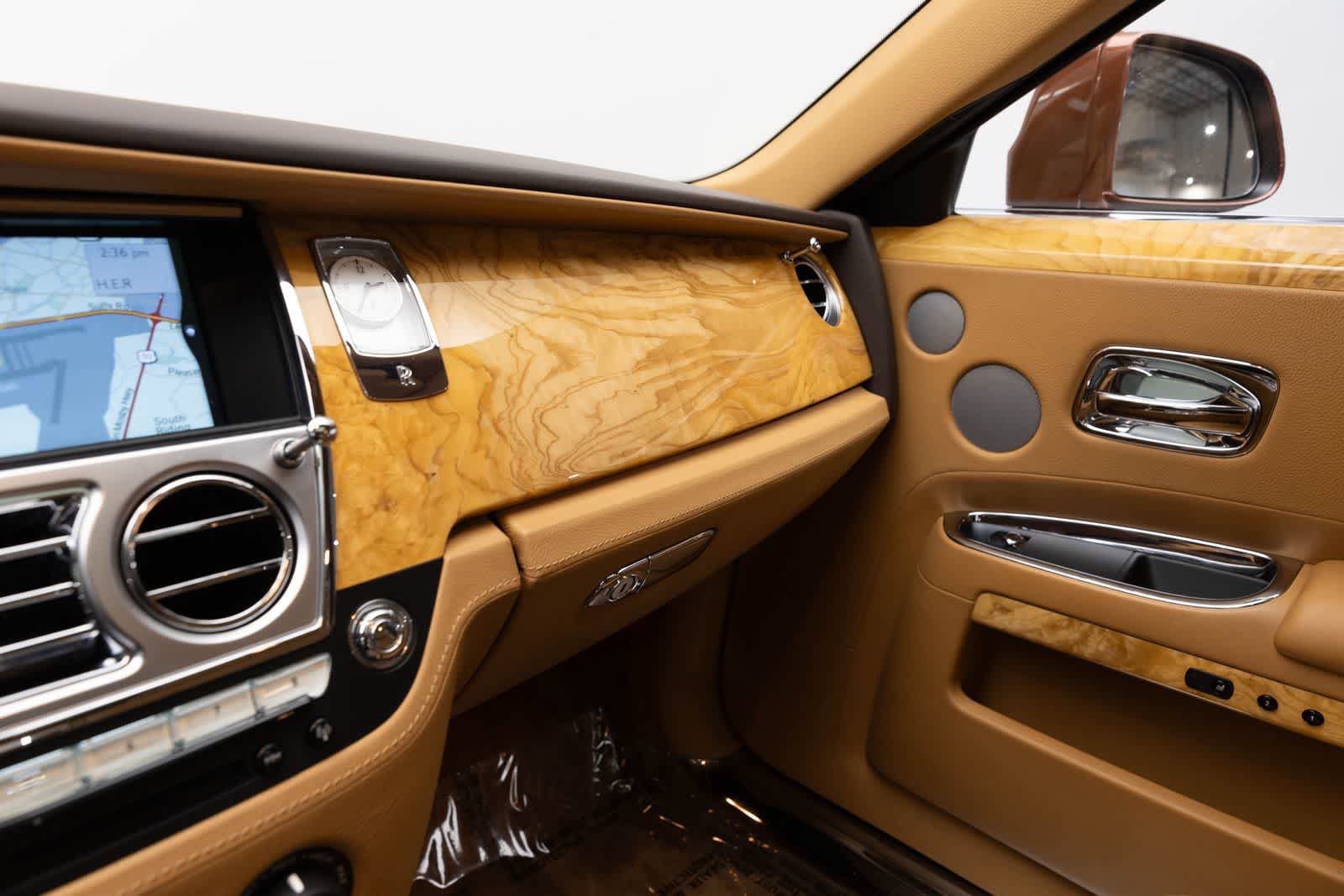 Used 2013 Rolls-Royce Ghost RWD image 32