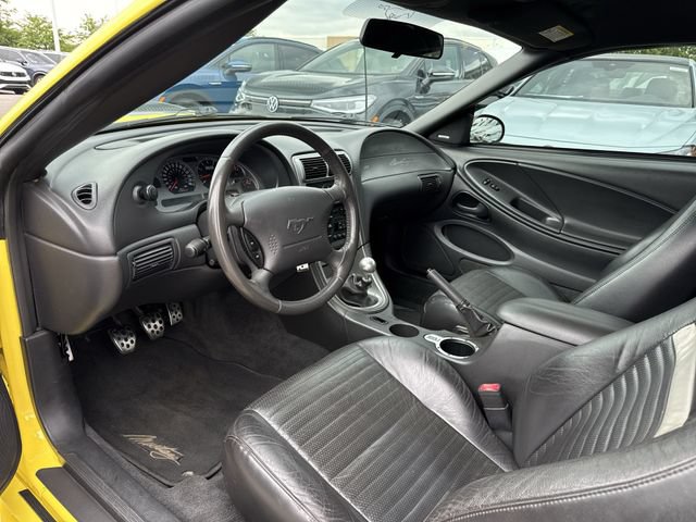 Used 2003 Ford Mustang Mach 1 RWD image 10