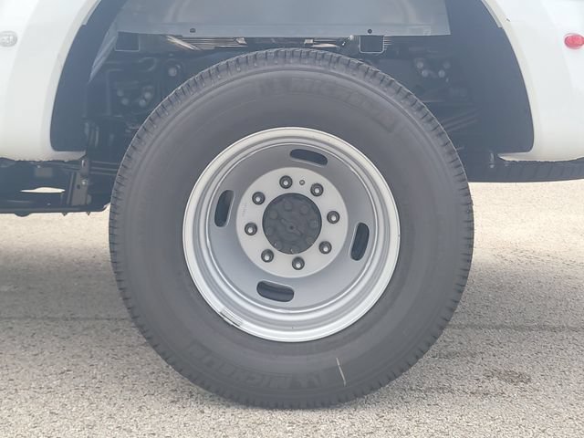 New 2026 Ford F350 XL w/ FX4 Off-Road Package AWD/4WD image 8