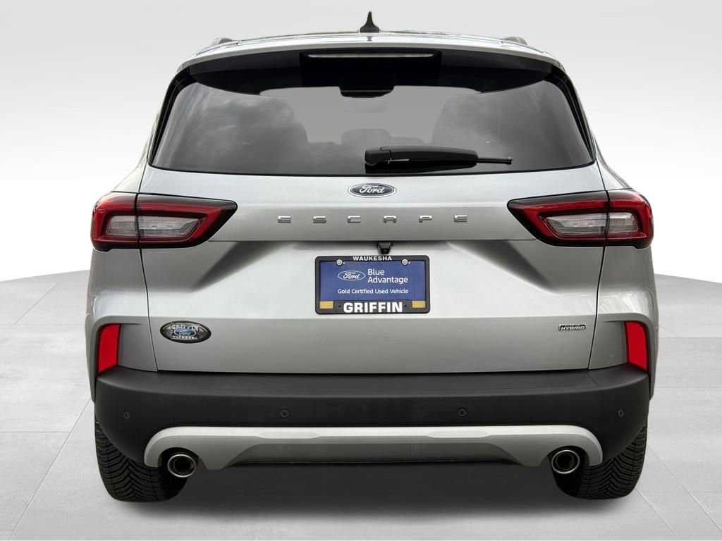 Certified 2023 Ford Escape SE w/ PHEV Premium Package image 6