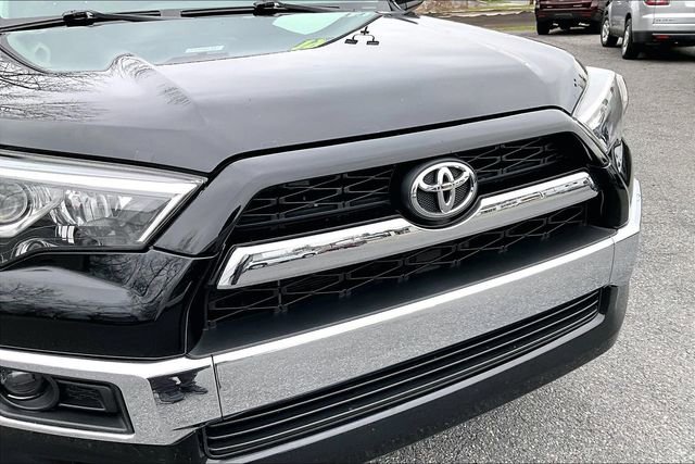 Used 2019 Toyota 4Runner Limited image 31