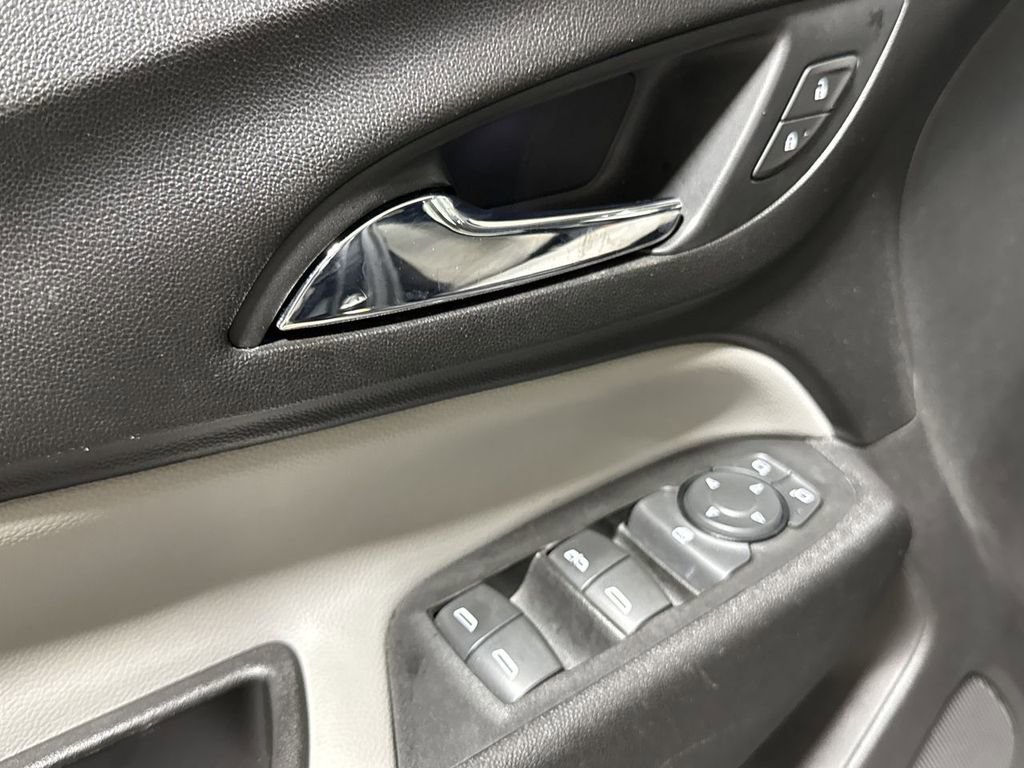 Used 2020 Chevrolet Equinox LS w/ LS Convenience Package AWD/4WD image 20