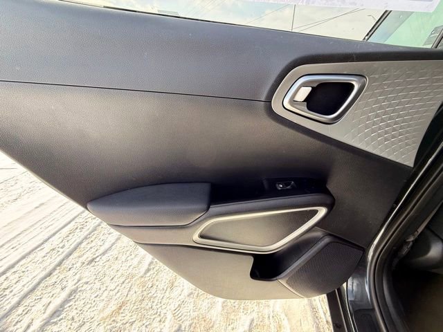 Used 2023 Kia Soul LX w/ Option Group 015 image 34