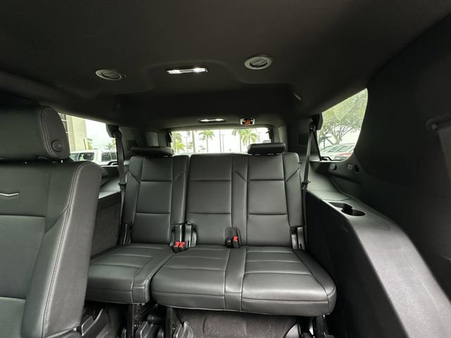 Used 2023 Cadillac Escalade Luxury image 32