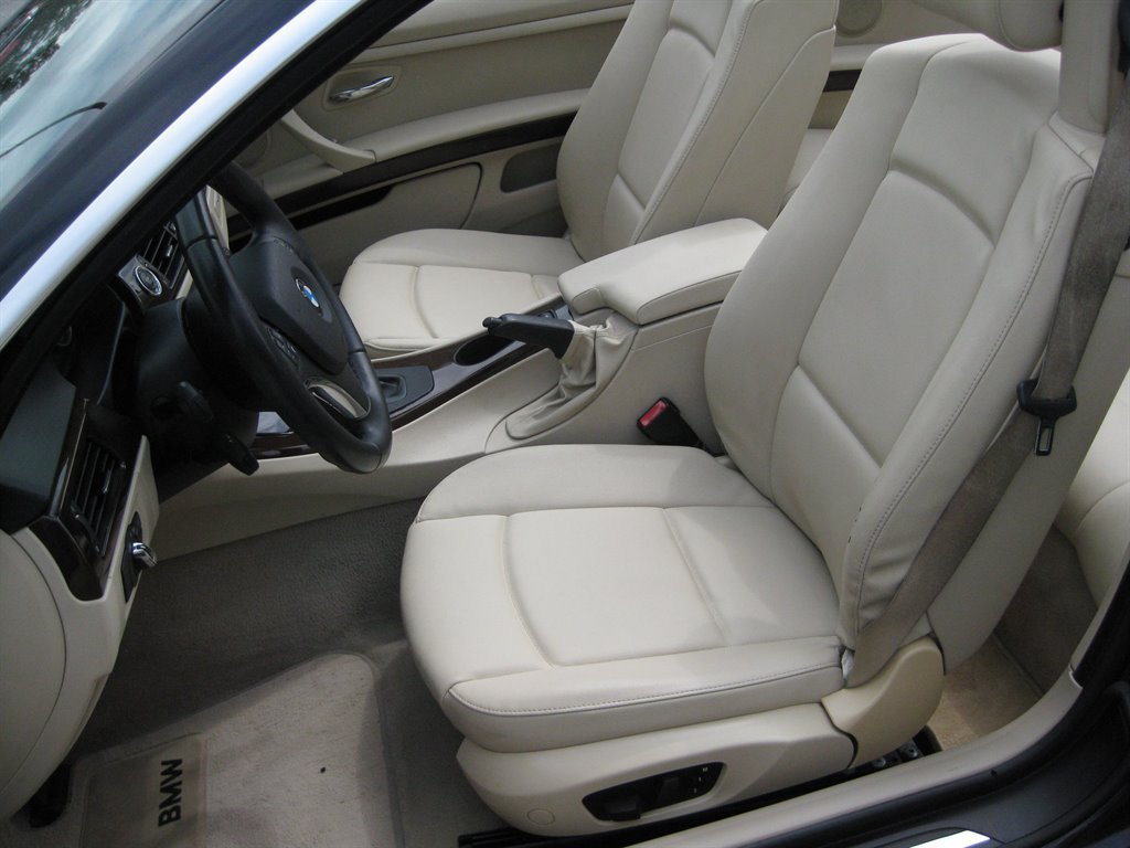 Used 2009 BMW 328i Convertible RWD image 12