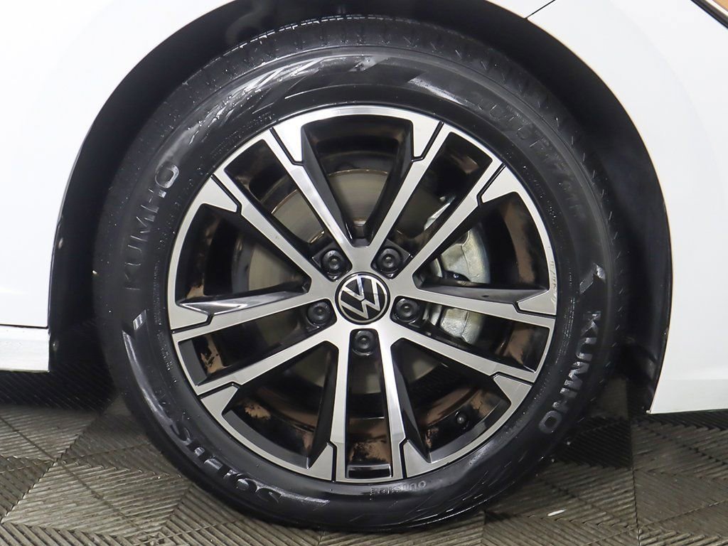 Used 2023 Volkswagen Jetta Sport image 18
