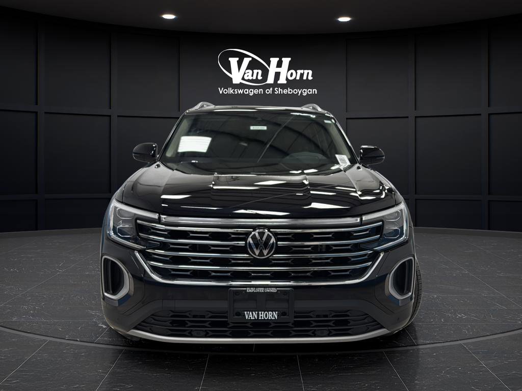 Used 2025 Volkswagen Atlas SEL AWD/4WD image 8