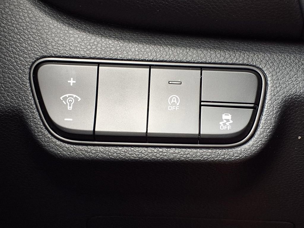 Used 2026 Kia Seltos LX AWD/4WD image 17