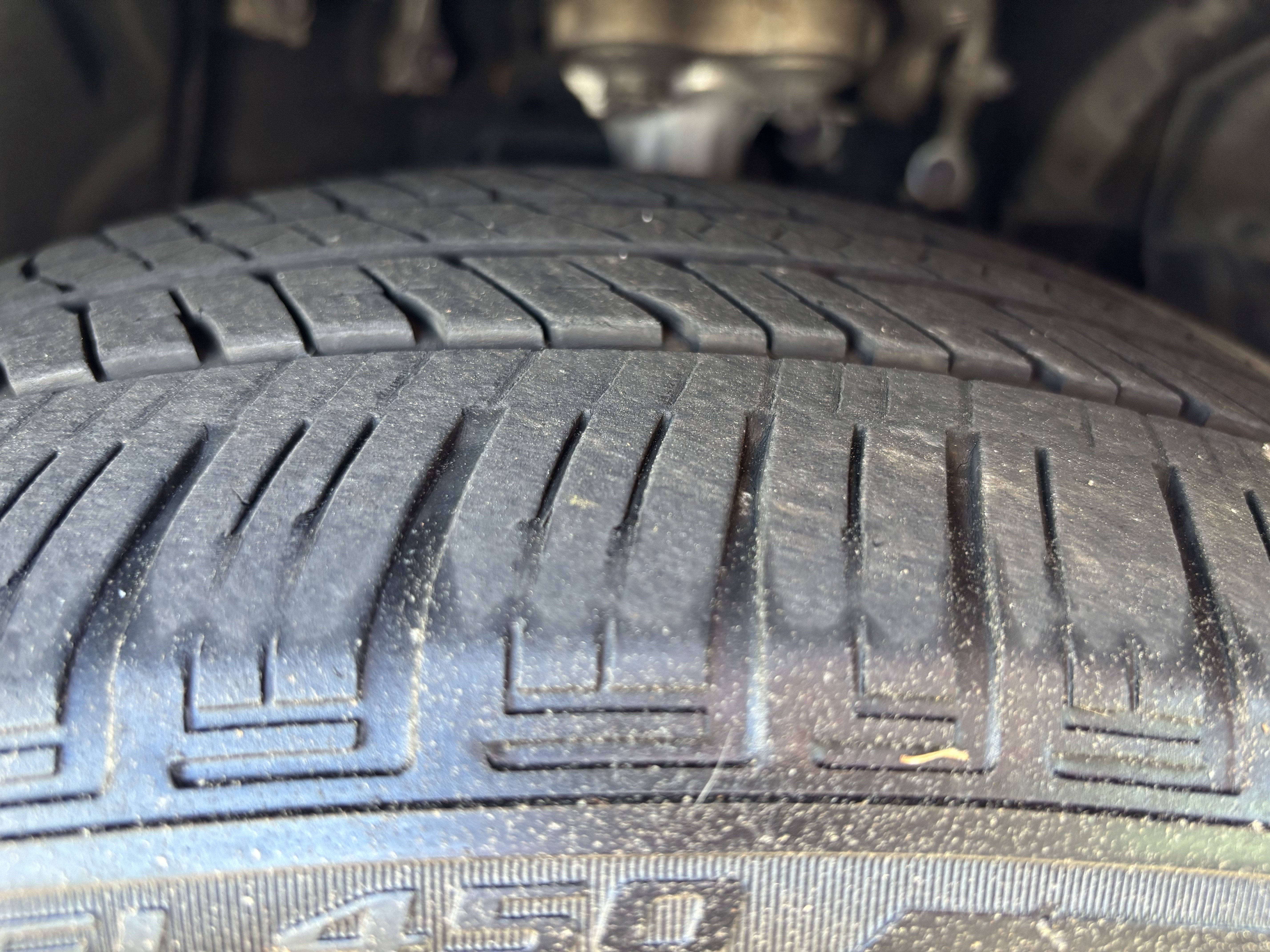 Used 2018 Lexus LS 500 F Sport w/ Accessory Package (Z1) image 27