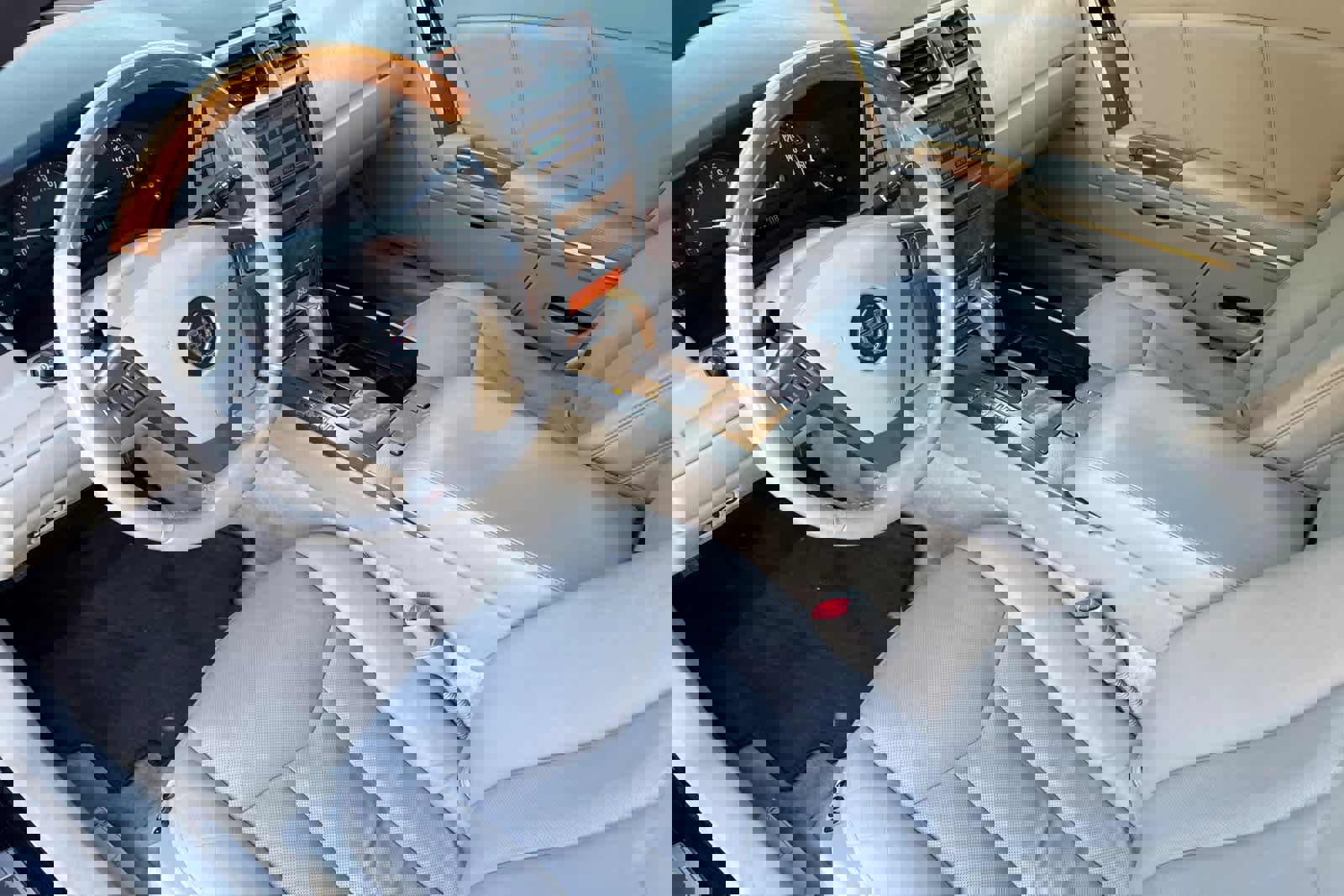 Used 2006 Cadillac XLR image 11