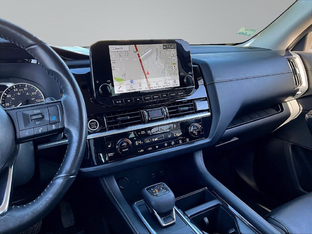 Used 2023 Nissan Pathfinder SL AWD/4WD image 11