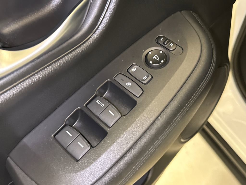 Certified 2023 Honda HR-V LX image 19