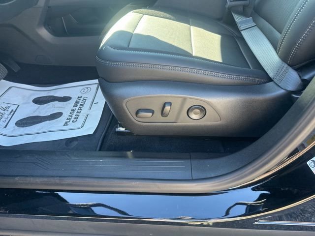 New 2026 Chevrolet Equinox EV LT image 17