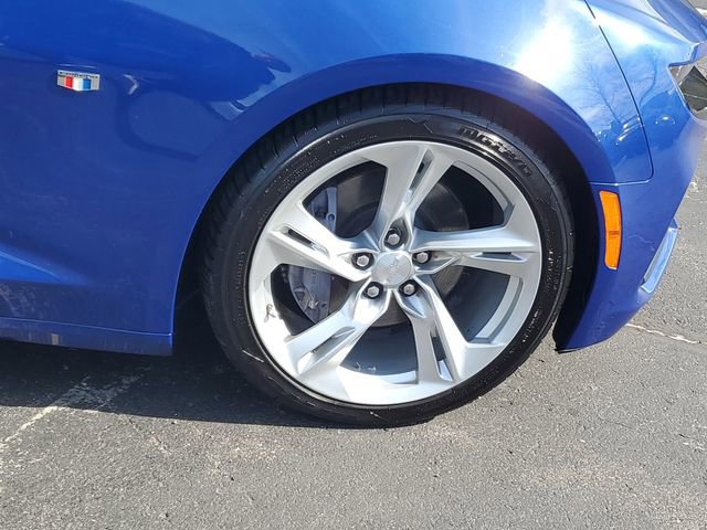 Used 2019 Chevrolet Camaro SS image 6