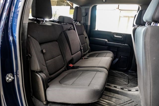 Used 2023 Chevrolet Silverado 2500 Custom w/ Custom Convenience Package image 31