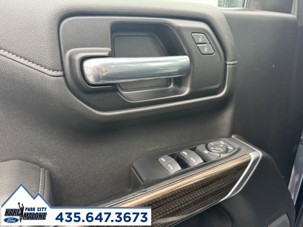 Used 2022 Chevrolet Silverado 1500 LT Trail Boss w/ LT Trail Boss Premium Package image 9