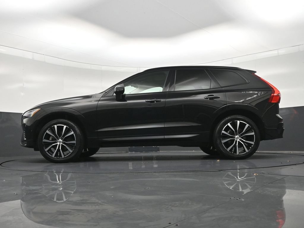 Certified 2024 Volvo XC60 B5 Plus w/ Climate Package AWD/4WD image 25