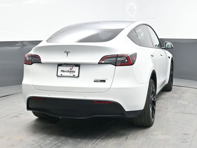 Used 2022 Tesla Model Y Long Range AWD/4WD image 6