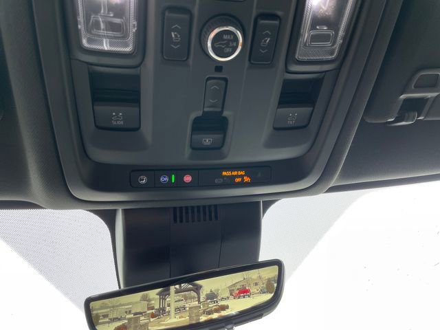 New 2025 Chevrolet Suburban Premier image 16