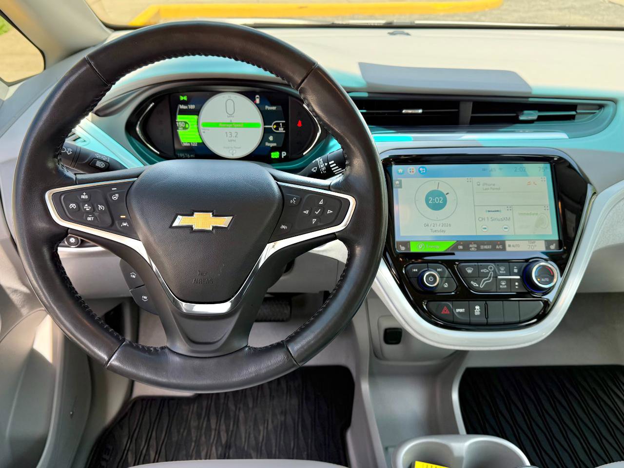 Used 2019 Chevrolet Bolt Premier w/ Infotainment Package image 9