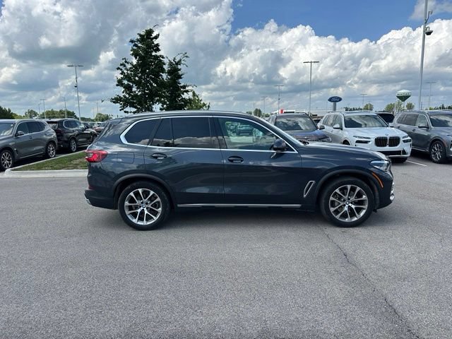 Used 2020 BMW X5 xDrive40i w/ Premium Package AWD/4WD image 3