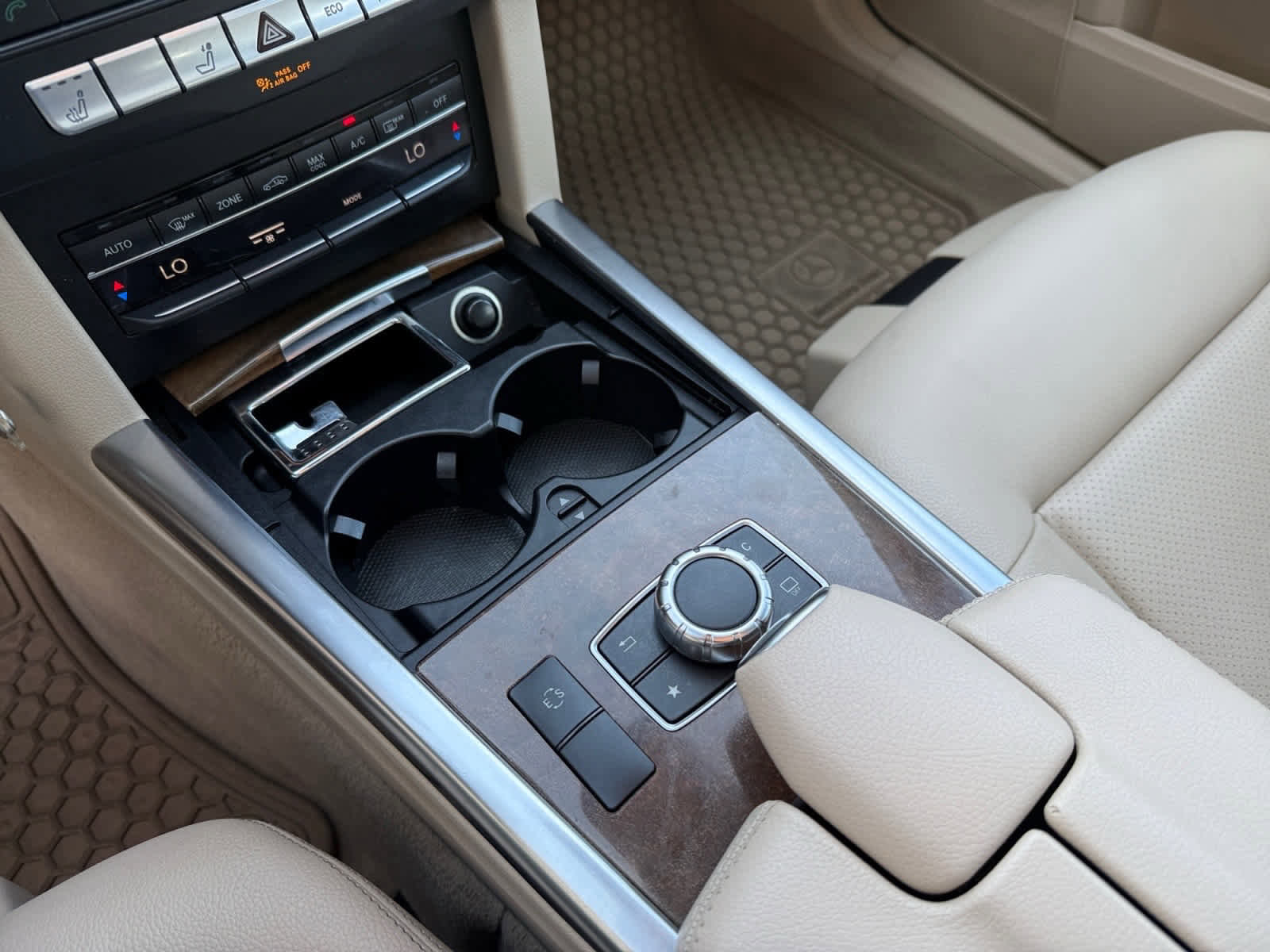 Certified 2016 Mercedes-Benz E 350 4MATIC Wagon image 23