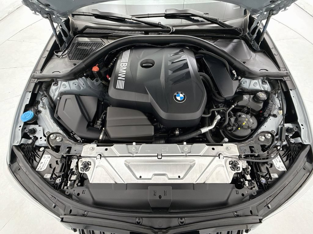 Used 2026 BMW 330i Sedan w/ M Sport Package RWD image 28