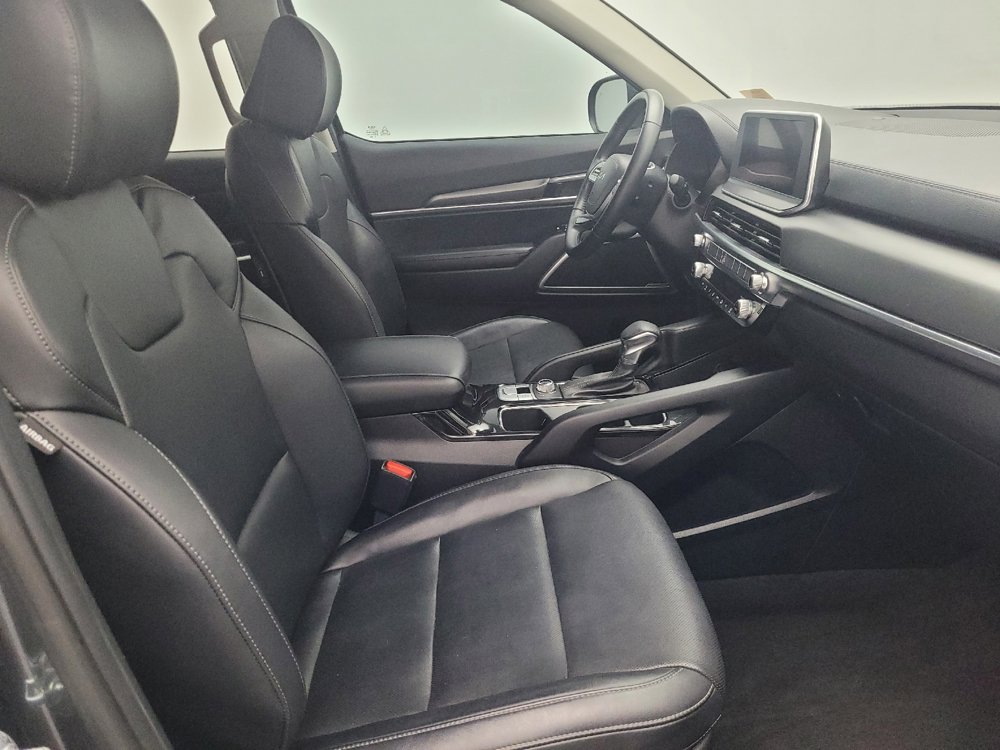 Used 2022 Kia Telluride LX image 21