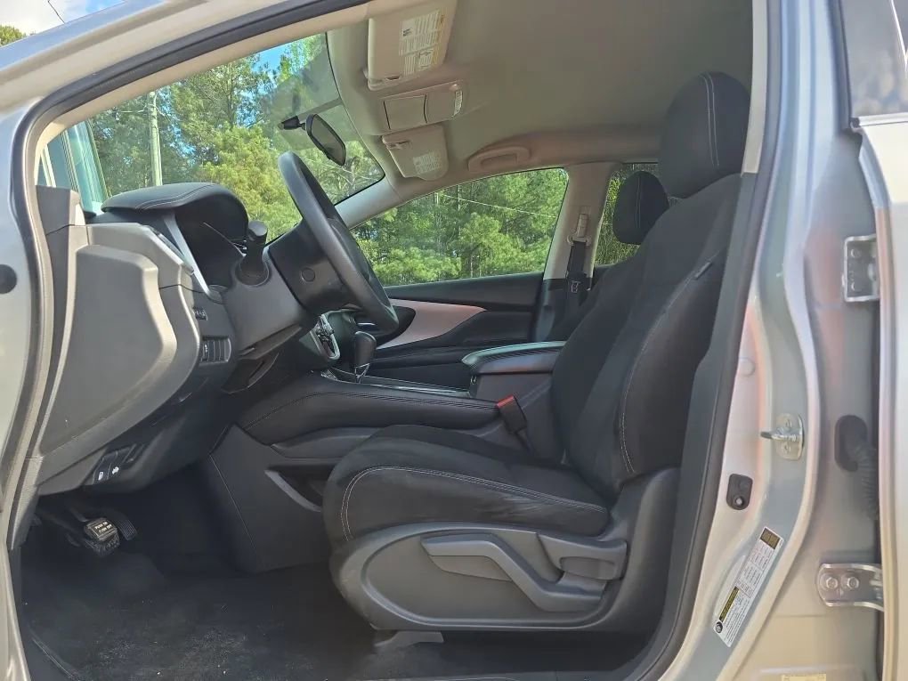 Used 2019 Nissan Murano S image 13