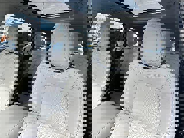 Used 2025 Lincoln Aviator Reserve w/ Equipment Group 201A image 17