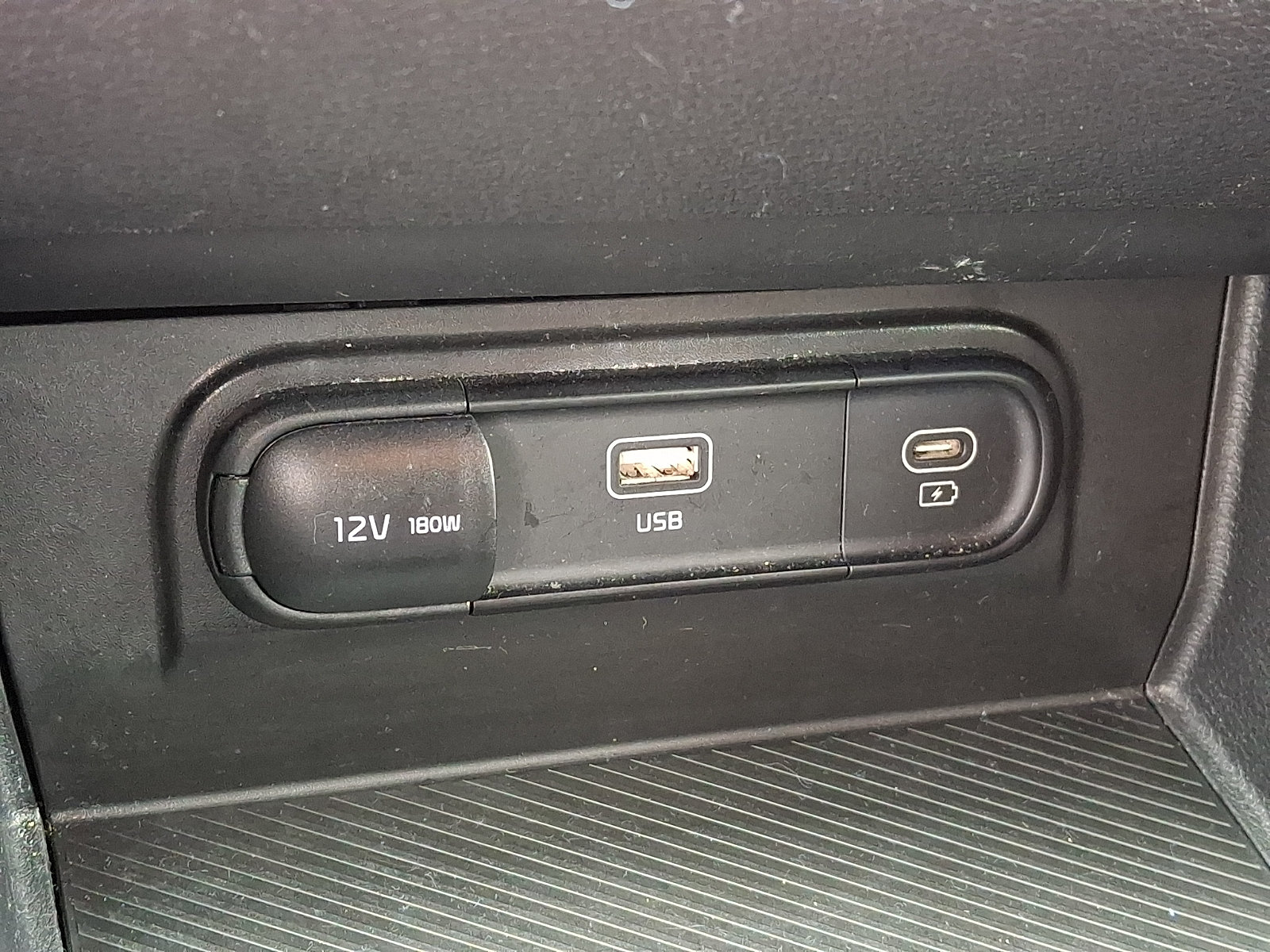 Used 2024 Kia Sportage LX AWD/4WD image 24