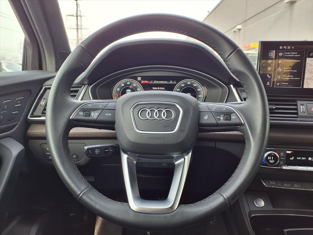 Used 2025 Audi Q5 2.0T Premium Plus w/ Premium Plus Package image 12