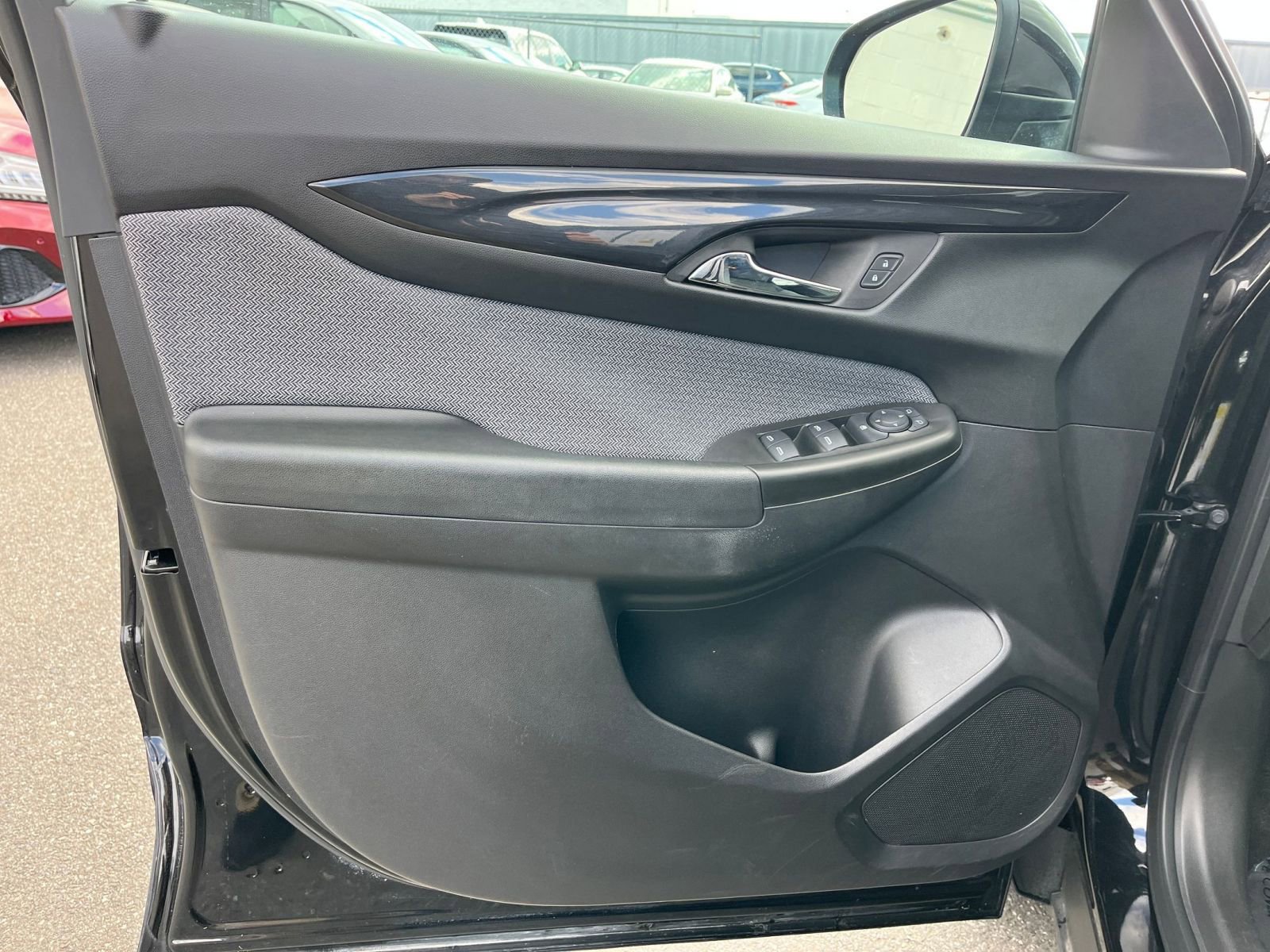 Used 2025 Chevrolet TrailBlazer LT FWD image 18