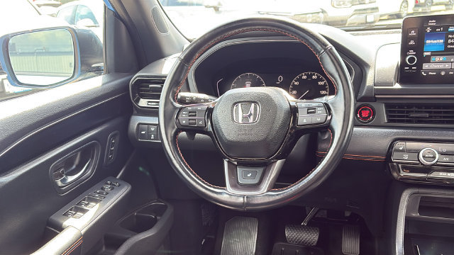 Used 2023 Honda Pilot TrailSport image 24