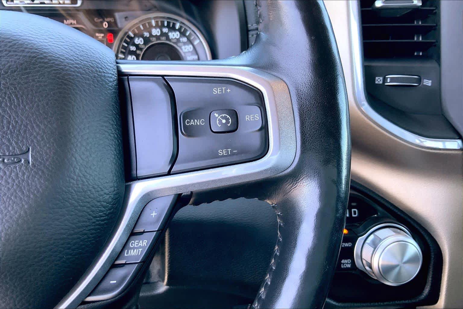Used 2020 RAM 1500 Laramie AWD/4WD image 22
