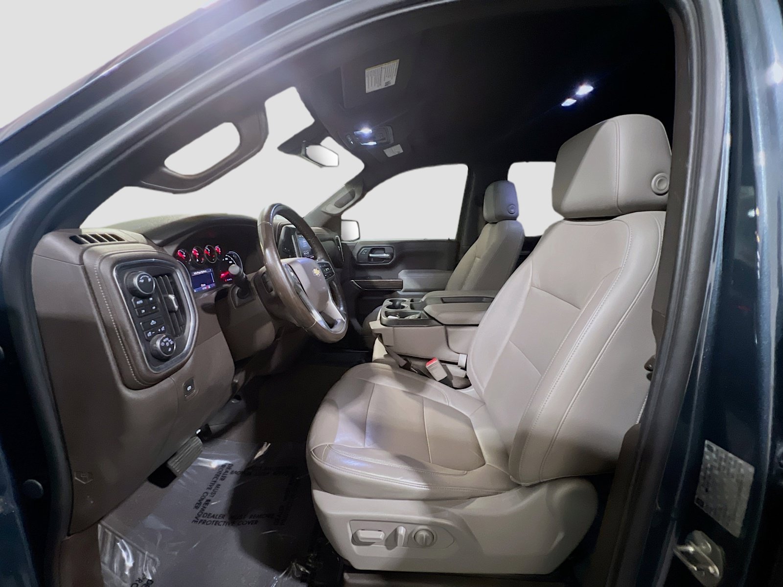 Used 2019 Chevrolet Silverado 1500 LT w/ Texas Edition AWD/4WD image 14